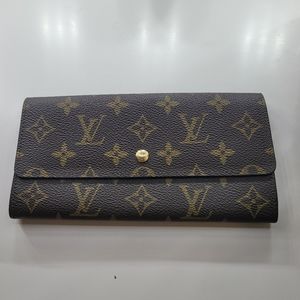 Louis Vuitton Sarah Long Wallet